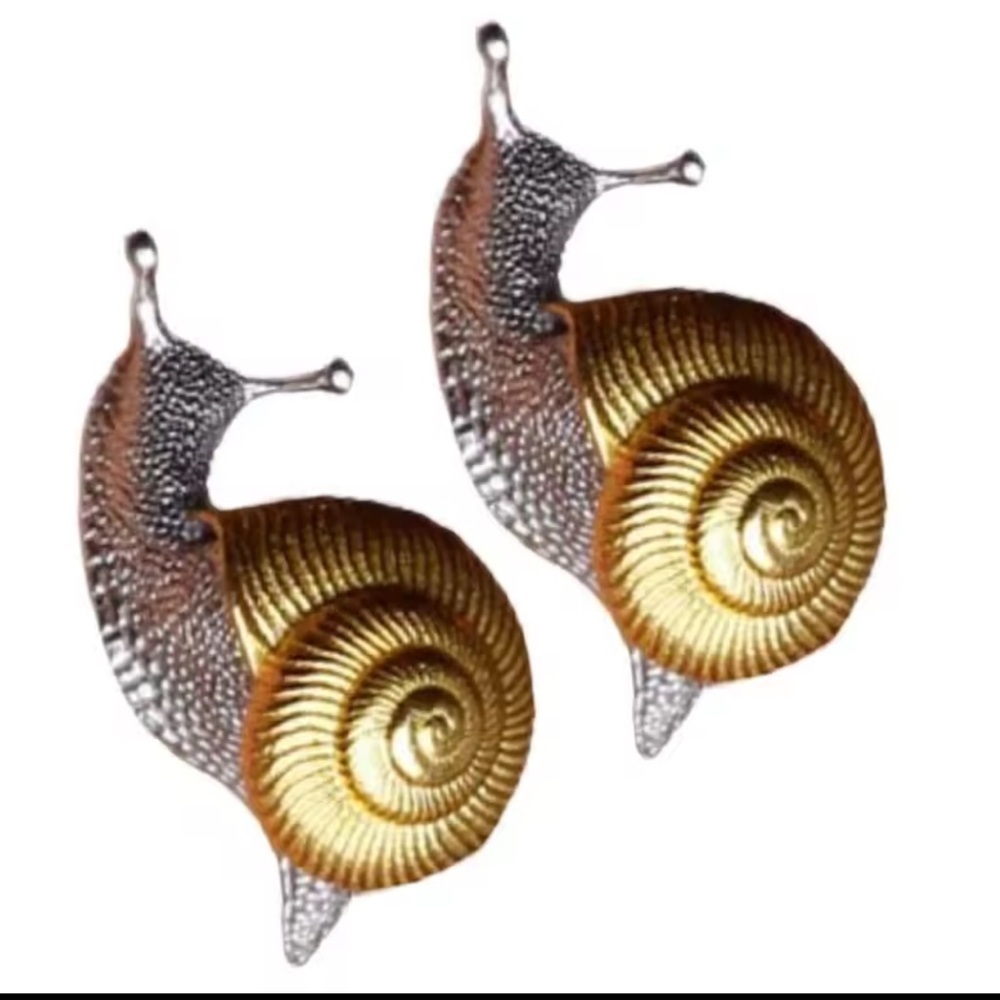 Snail Petite Gold Silver Earrings - Picture 5 of 9